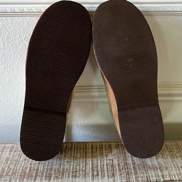 Men’s wool and leather moccasins